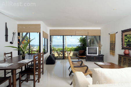 Kamala Beach Estate 15
